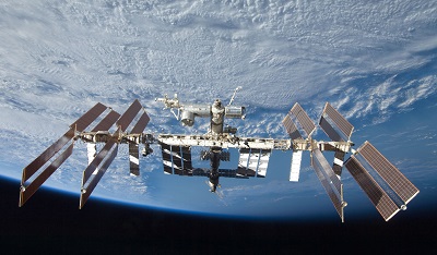 astronauții pierd în greutate în spațiu)